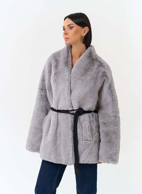 Женская шуба из эко меха фото