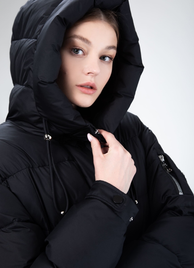 Женский пуховик с капюшоном  модель № 29110 универмаг малина