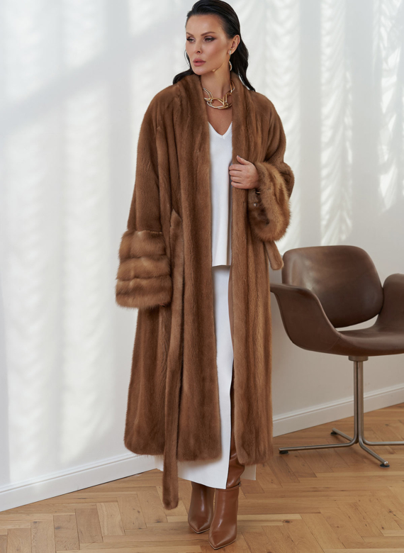 Женская шуба из скандинавской норки