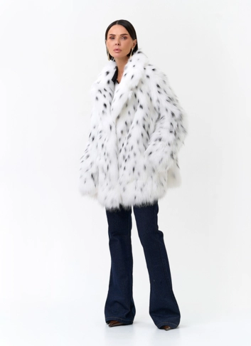 Шуба из меха лисы с инкрустацией под рысь