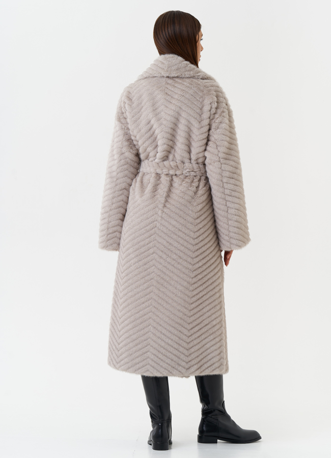 Женское пальто из эко меха с поясом модель № 28452 универмаг малина