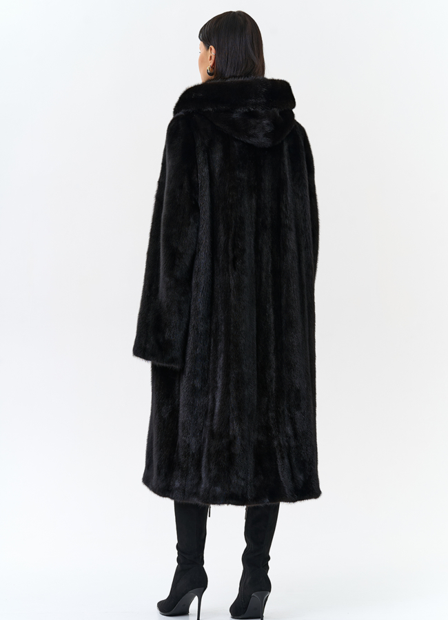 фото Шуба из норки в цвете махагон модель № 26126