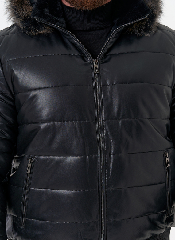Пуховик из эко кожи черного цвета 