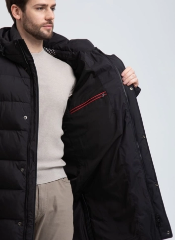Мужской удлиненный пуховик с капюшоном фото